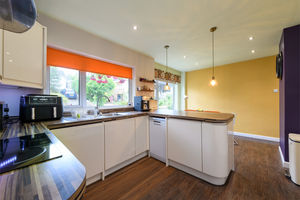 Kitchen Dining Room- click for photo gallery
